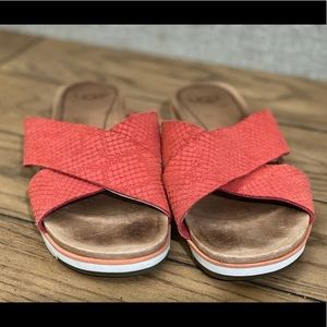Ugg’s suede sandals 9.5 Coral